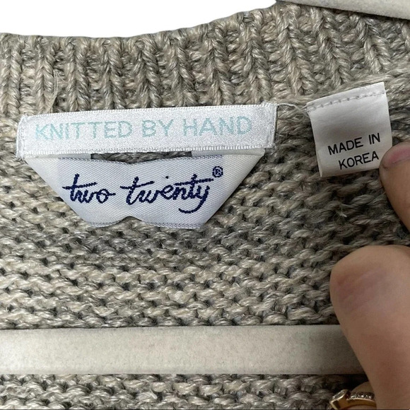 Vintage Two Twenty Handmade Sweater Vest Size XL - Picture 4 of 6